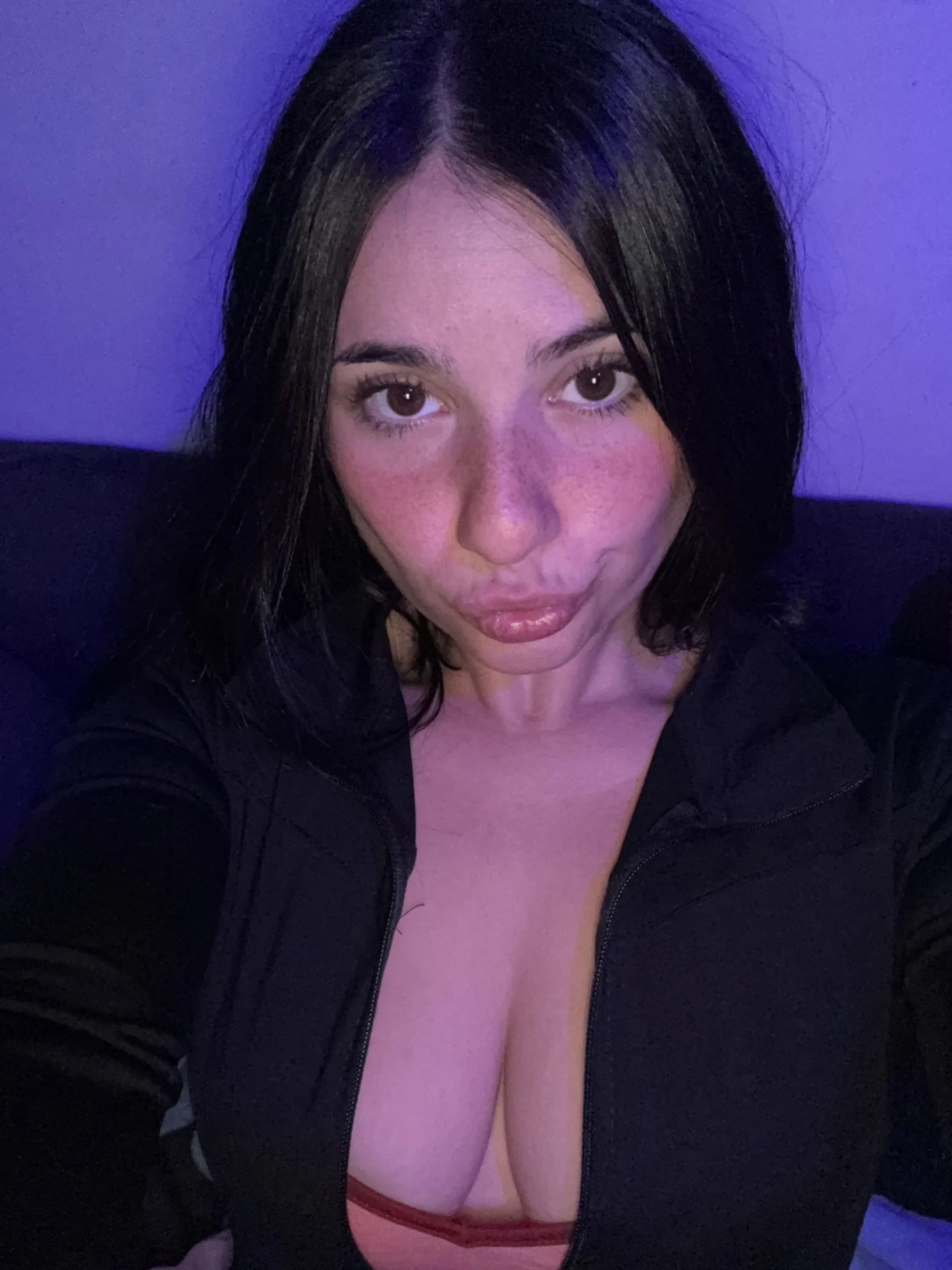 Chloe OnlyFans - 20 years old